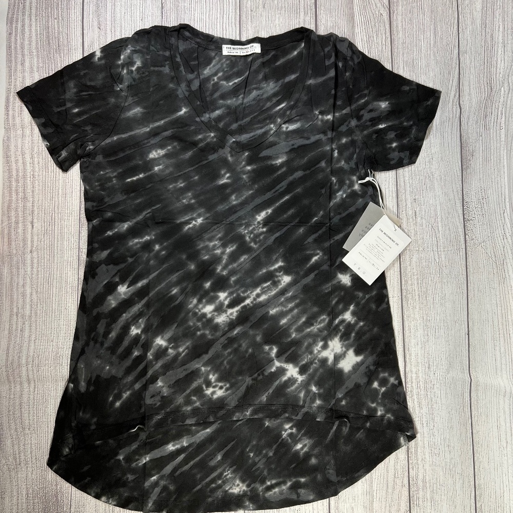 THE BEGINNING OF... OLIVIA V-NECK HI LO TEE (L4)